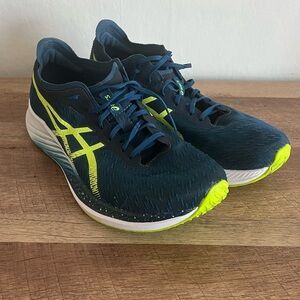 ASICS Men's Magic Speed Mako Blue Hazard Green Running Shoe Size 10